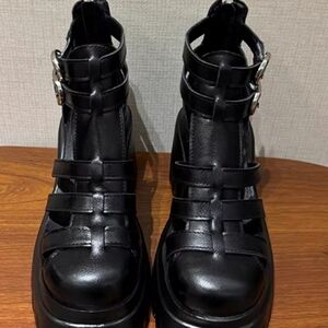 women shoes Heels